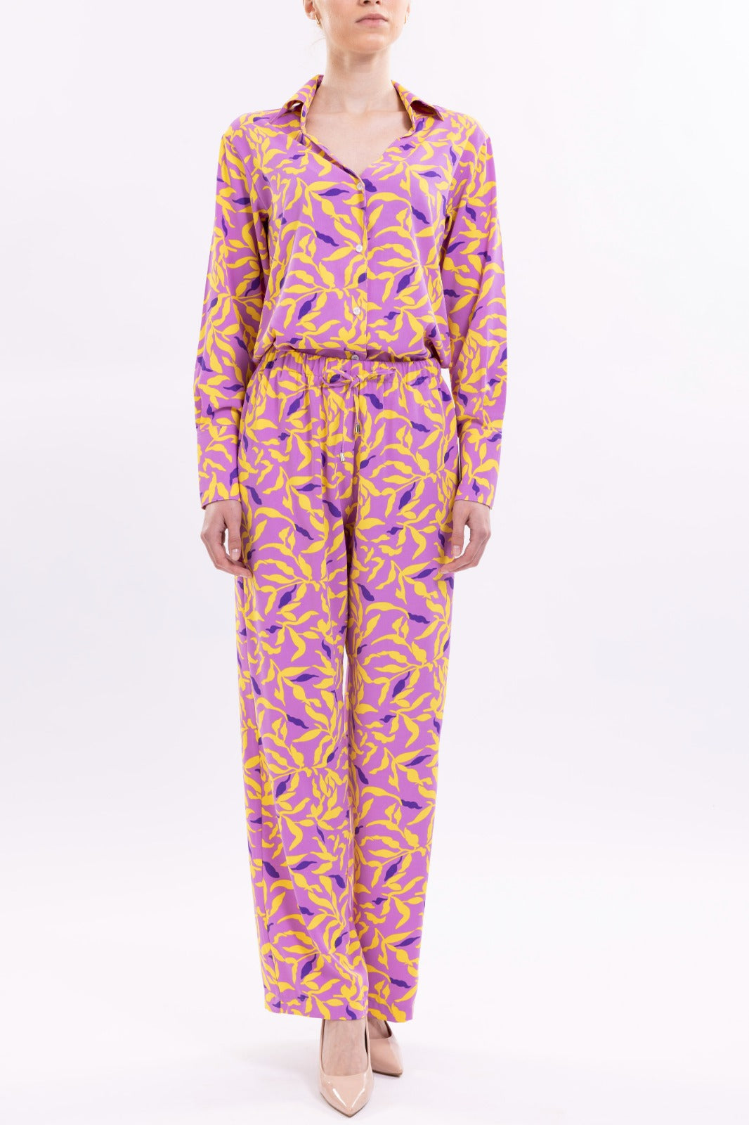 Straight Fit, Elastic Waist Trousers With Side Front Pockets