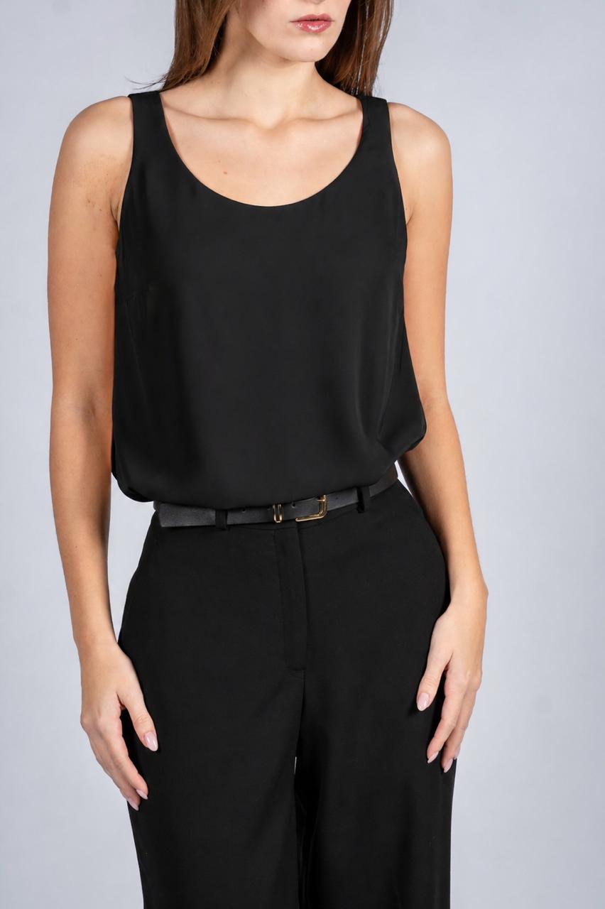 Sleeveless Round Neck Top