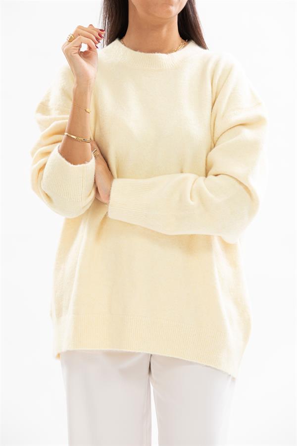 Oversized Soft Knit Sweater