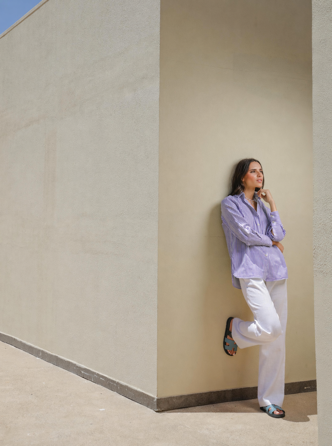 Long Sleeves Shirt With Round Side Slits