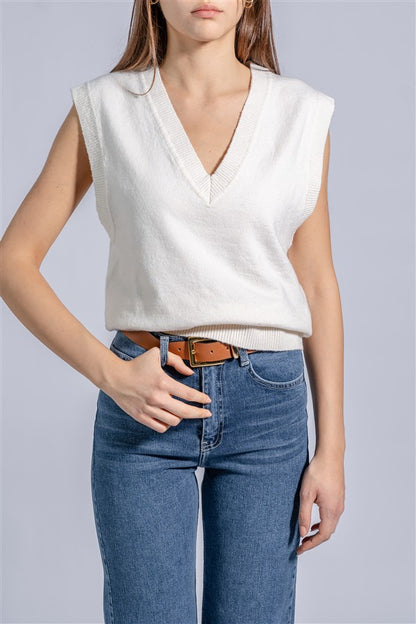 Sleeveless V-neck Knit