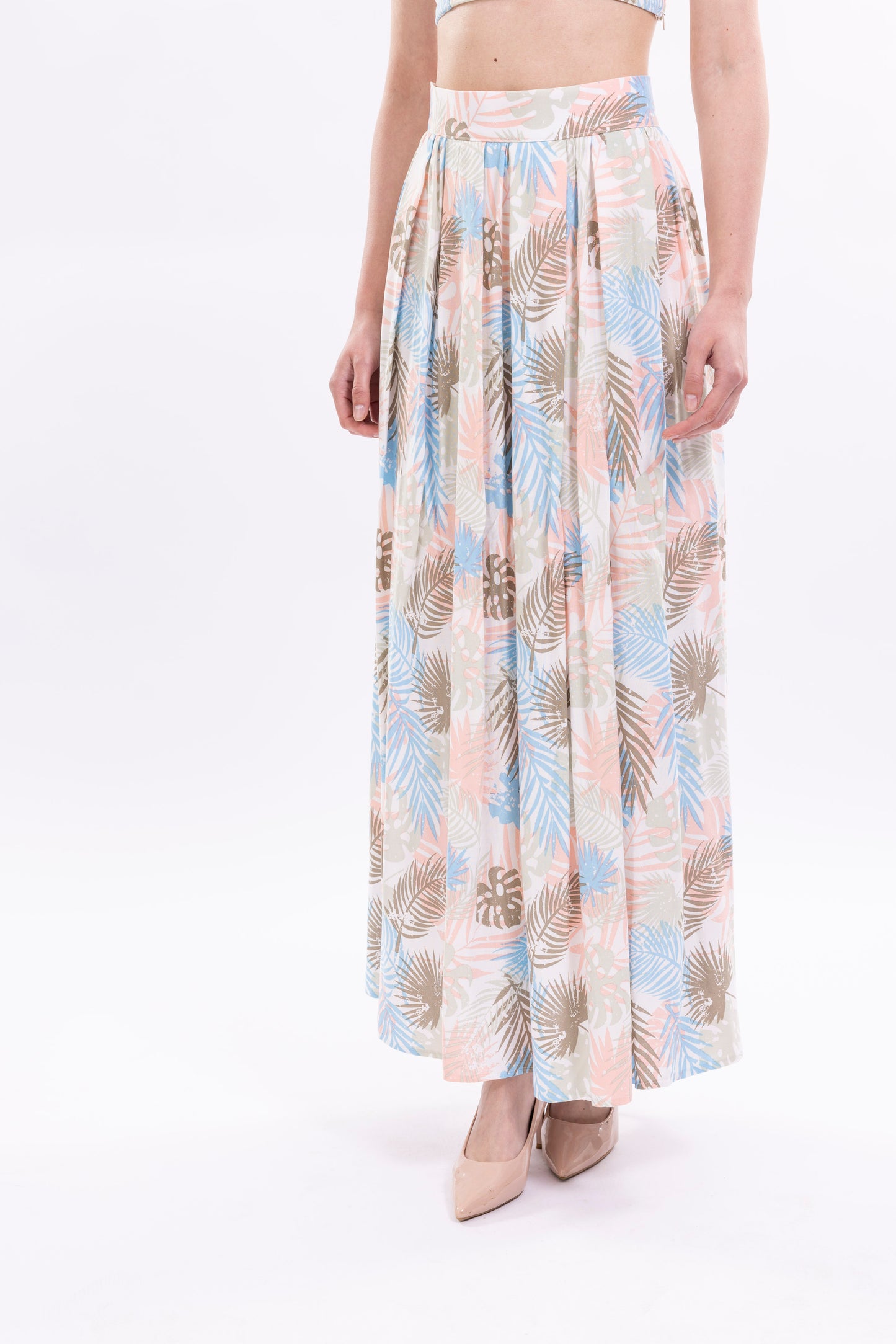 Voluminous Midi Pleated Skirt
