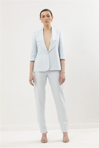 Single Breasted Blazer Featuring 3/4 Sleeves