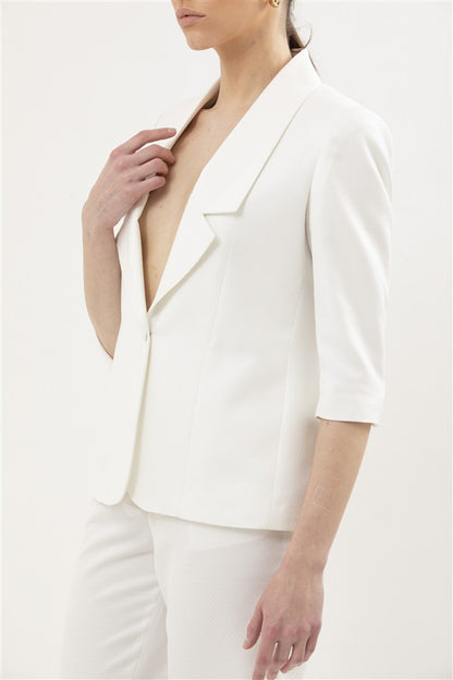 Single Breasted Blazer Featuring 3/4 Sleeves
