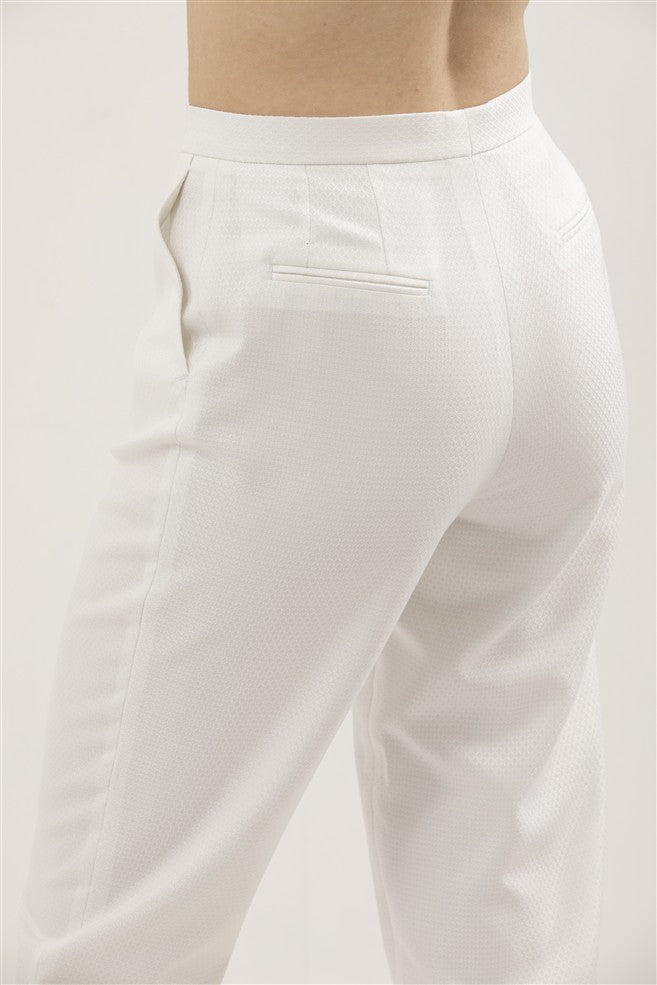 Carrot Fit Trousers