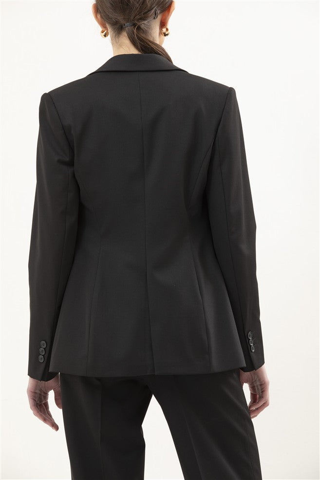 Single Breasted Blazer Featuring 1 Button and a Notch Lapel