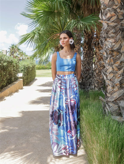 Long Pleated Skirt With Side Belt