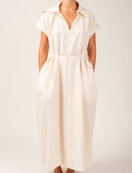 Sleeveless Dress Featuring a Collar and Thin Waist Belt