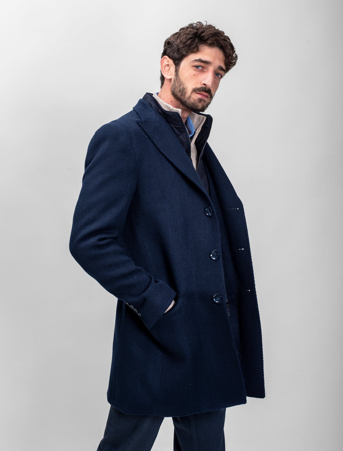 Mid-Lenght Classic Wool Coat With Detachable Vest