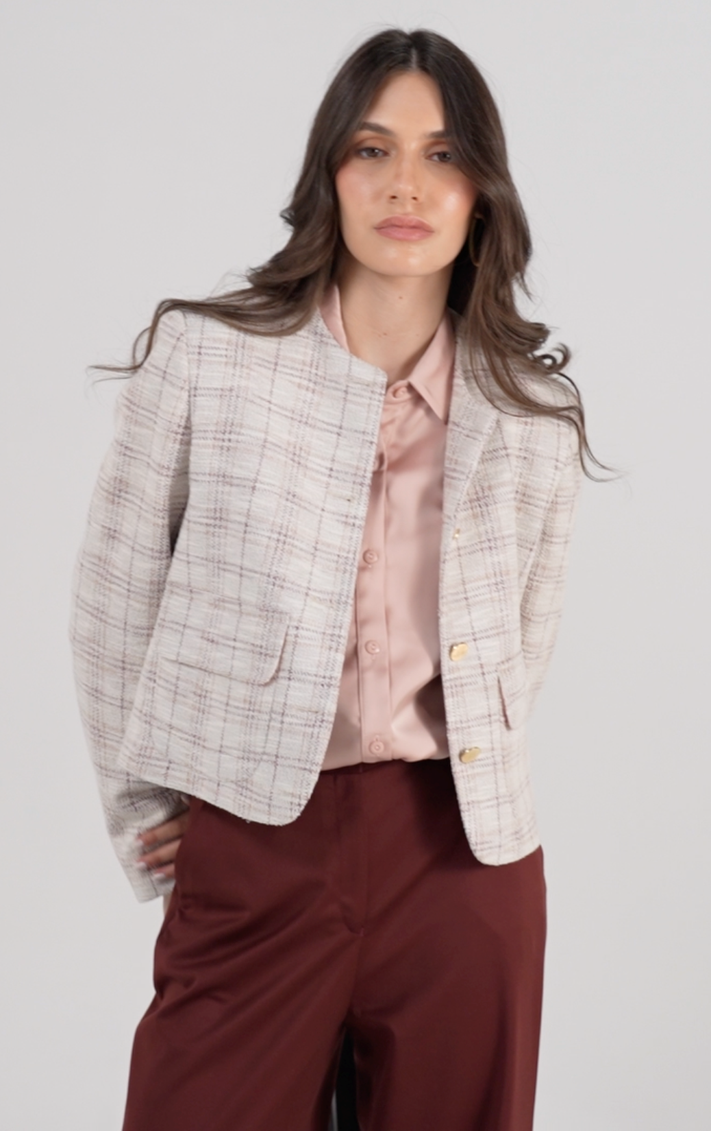 Short Tweed Jacket with a Round Neckline, Patch Pockets and Metal Buttons