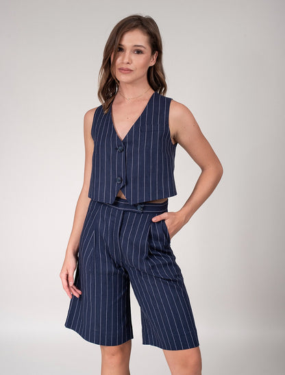 Women Bermuda With Pleats