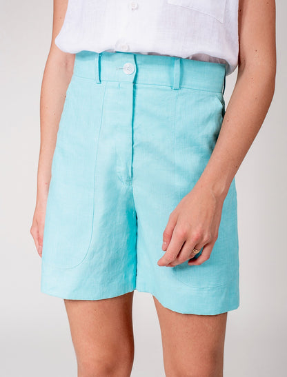Women Short High Waist With Patch Pocket