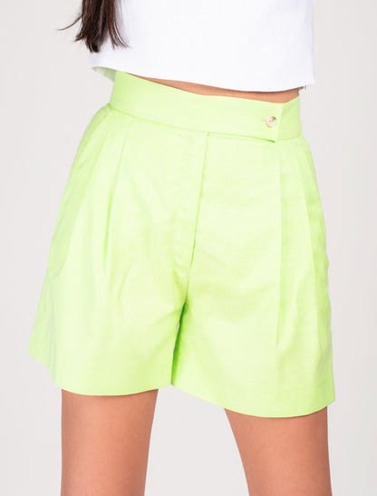Women Short Loose Fit With Front Pleats