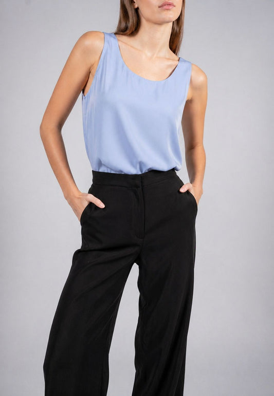 Sleeveless Round Neck Top