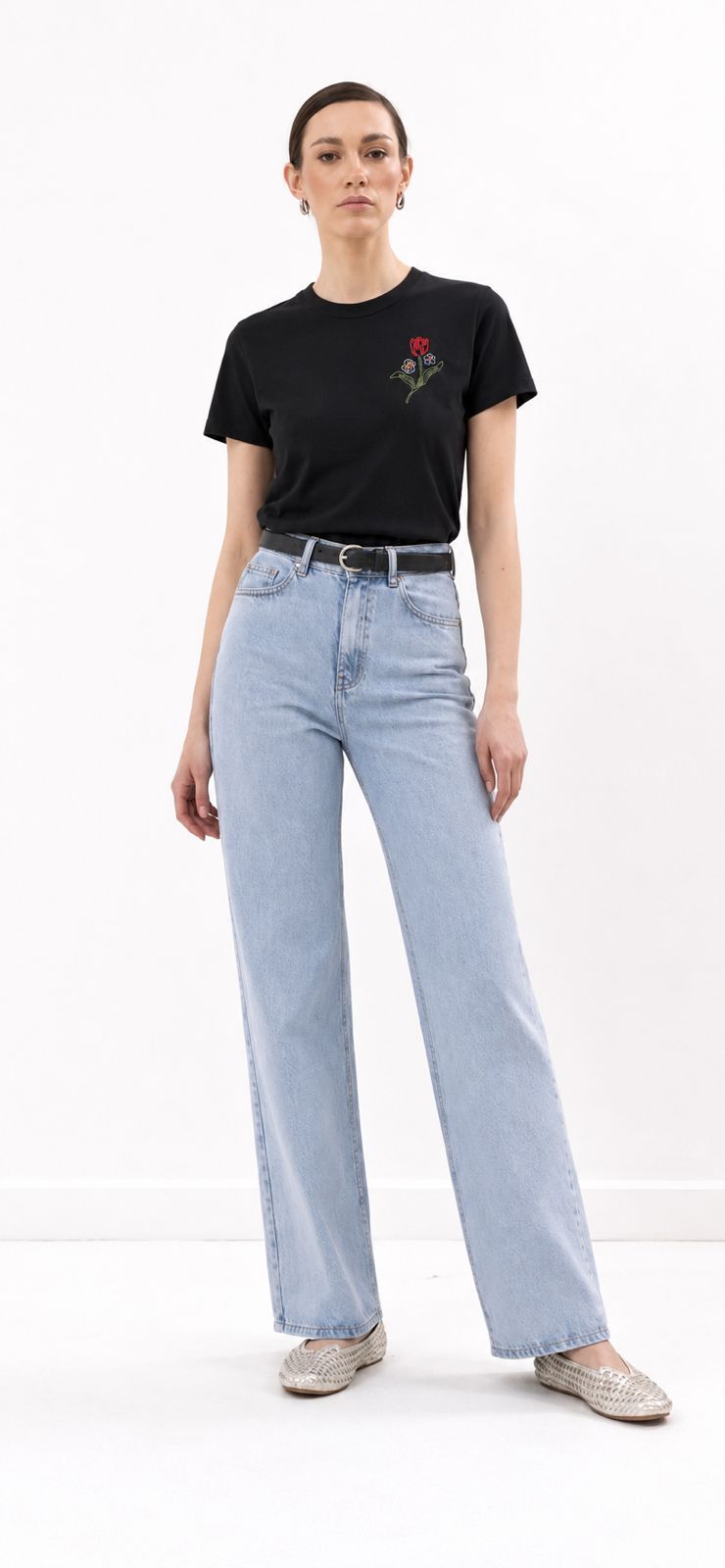Basic T-Shirt With Embroidery