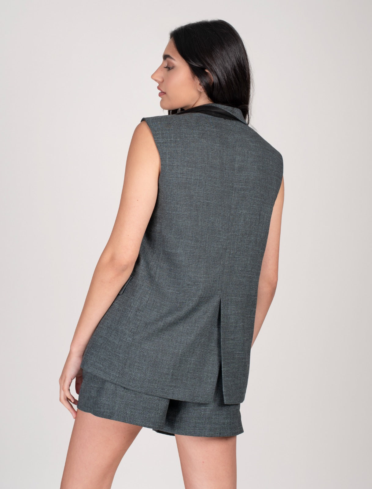 Women Short Loose Fit With Front Pleats
