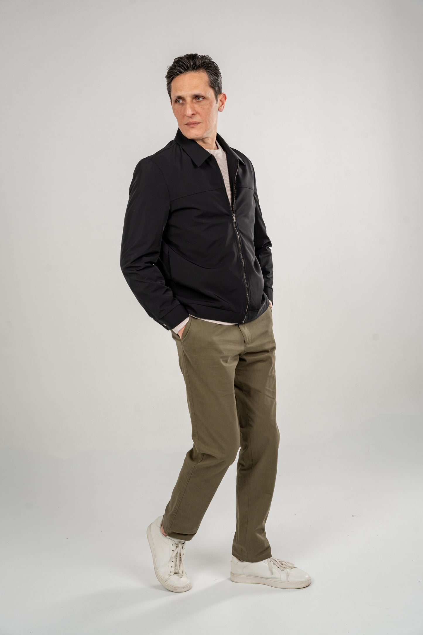 Short Jacket With Zipper