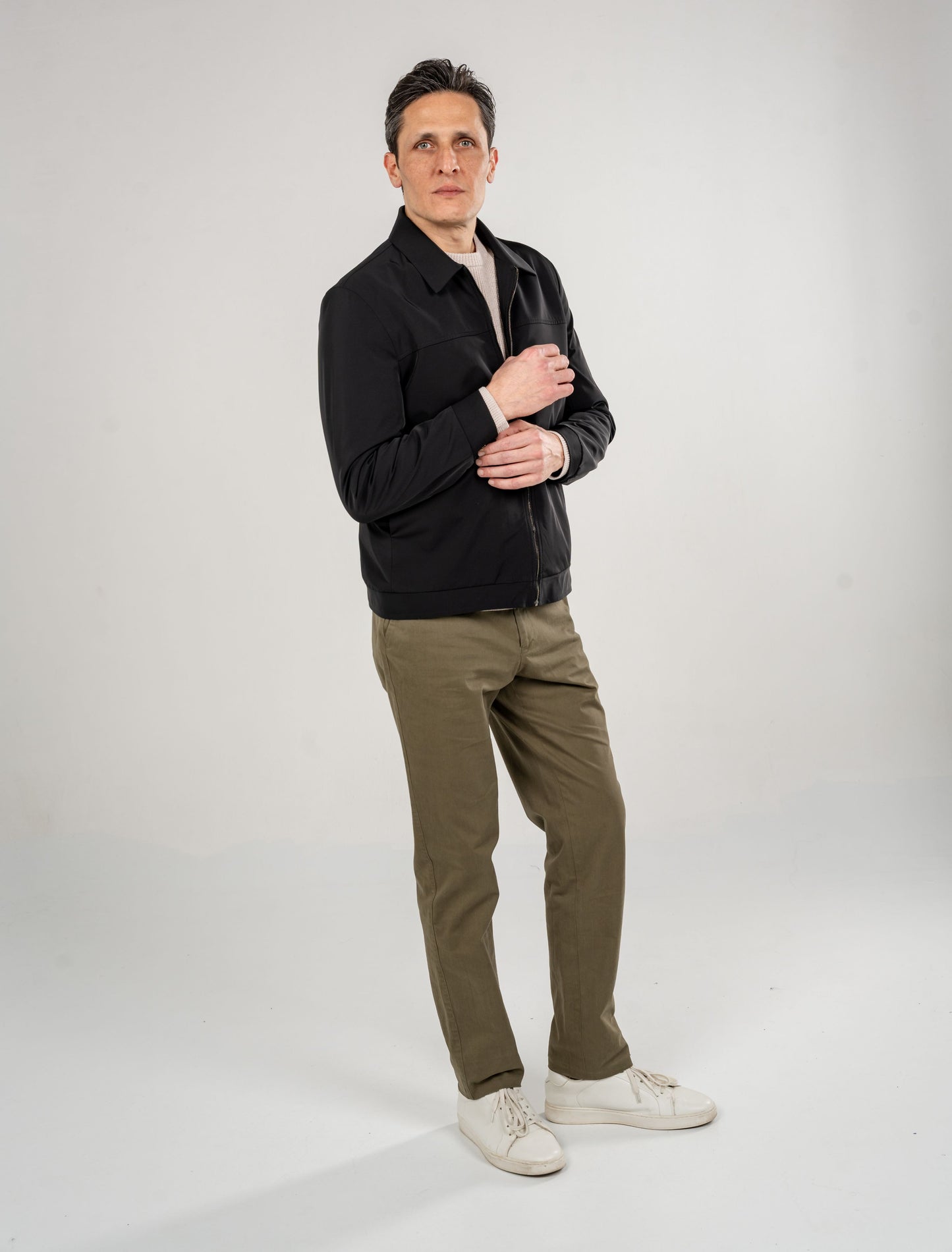 Short Jacket With Zipper