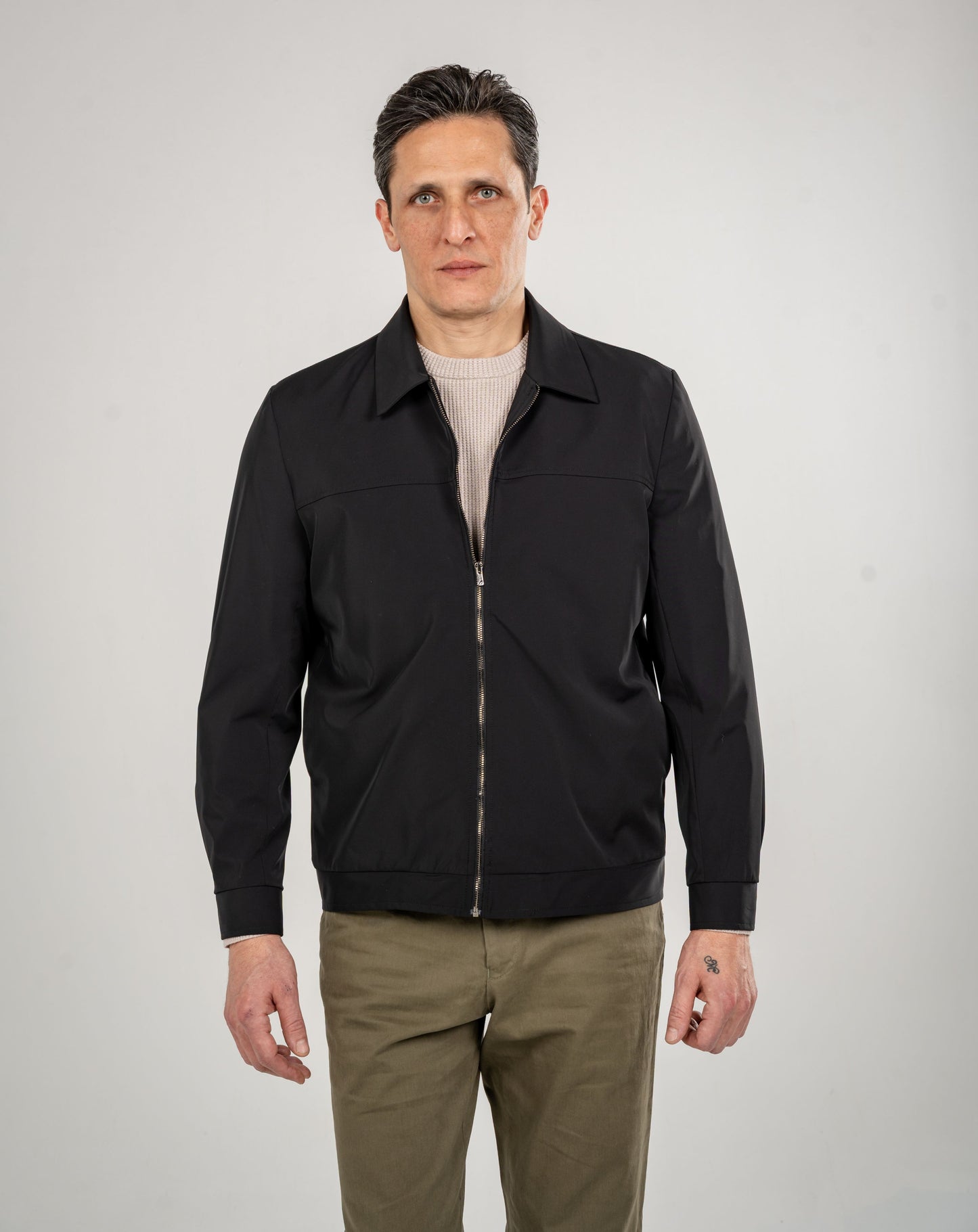 Short Jacket With Zipper